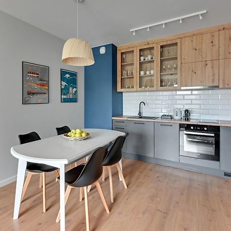 Chlebova - Riverside View Terrace, Free Parking, Gym & Kidsplay By Downtown Apartments Gdansk Exterior foto